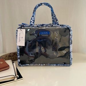 Vera Bradley bag in Blue Star Med. Use this bag to carry items for Church ⛪️!!